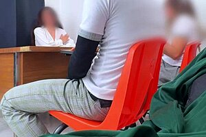maestra mexicana pone examen extraordinario a estudiantes en salon