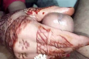 Why Is This Muslim Mistress Giving A Handjob Massage To Her Servant With Dirty Talk?