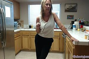 Jess Ryan Sexy Milf in Kitchen