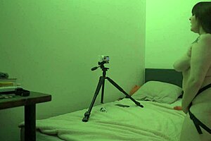 Ahahahahaha, shooting this video looks so weird with the curvy bbw milf!