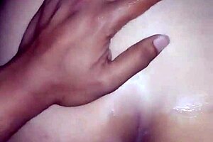 ass arab wife shows sexy moves in homemade video