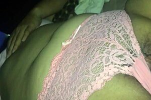 hey mi morena tiene ganas de wet pussy action tonight 😈💦