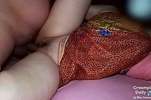 นวดหีอวบอิ่มของคุณน้าข้างบ้านด้วยลําควย!