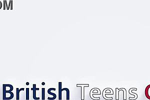 Spanish milf fingers herself to hard cum.