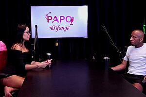 neg�o coloca a mulata safada e deliciosa pra mamar gostoso em seu pau grande - negro top oficial watch on sheer red