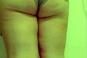 what's the ultimate pee experience like in the toilet?