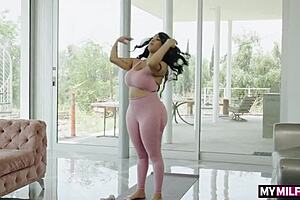 Workout Hot Milf Paris the Muse Catches Milk Man for Interracial Doggystyle Riding and Deepthroat Until Cumshot Explodes!
