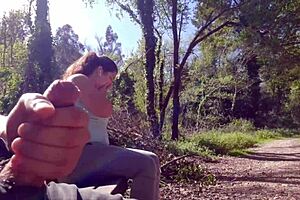 Oh man, I seduced this milf to fuck, suck and cum on her face in the park