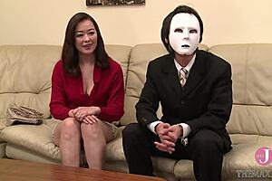 Netorare AV Performance With Husband Featuring Yoko in Intro