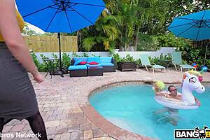 Naughty stepmom punishment with big tits milf brunette facial creampie deepthroat on shaved pussy