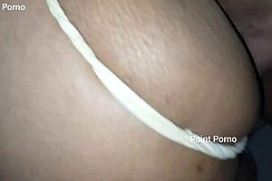 Friend Left To Buy Beer So I Fucked His Wife And Came In Her Pussy