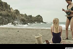 Juana Acosta Ingrid García Jonsson in Acantilado 2016