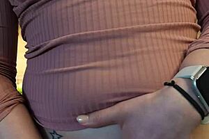 womanizer toy gives me a mind-blowing orgasm 😏