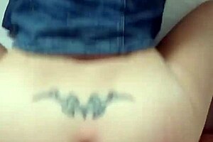 Latina takes it doggystyle from friend with big cock in homemade anal action 😈