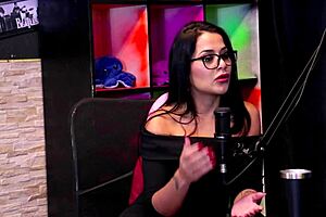 procura fazer seu trabalho respeitando comentou sobre uso de remédios e em uma cena de gang bang - negro top oficial watch on sheer red