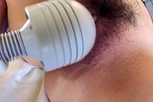 अरे, जापानी क्यूटी रिको मासाकी को डॉगीस्टाइल चुदाई पसंद लिंगरी में