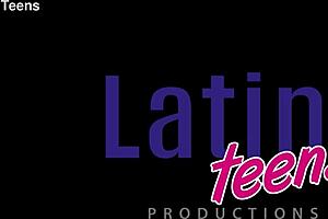 Breiny Zoe endures intense anal destruction with big gape in double penetration