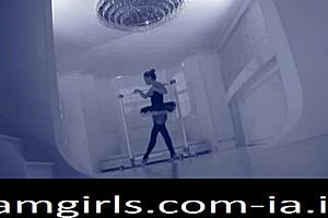 hot mature milf screams as she gets fucked hard and her pussy squirts everywhere