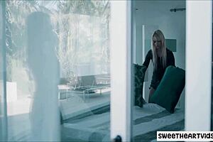 Young assistant munched by boss.