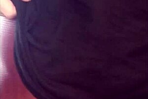 Novinha Masturbating And Ripping Pants From Horniness After Gym