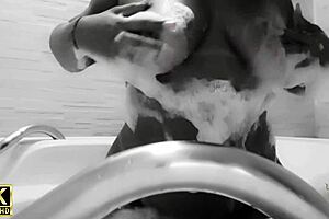 bubble bath trailer with milf teacher fingering big ass and pussy solo 🛁💦