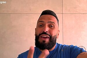 बड़ी चूचियों वाली लैटिना मिल्फ को रफ एनल डॉगी और ब्लोजॉब के बाद क्रीमपाई