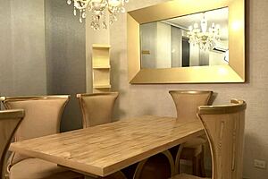 big ass milf gets her hot pussy tattooed by artist silvana lee and angel cruz 😈🍑