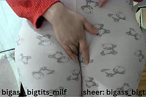 Milf's Oiled Big Ass And Cameltoe In Pajamas With Dildo