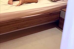 Mi madrastra, you're shaking that huge ass and I can't hold back from fucking your tight pussy until I cum all over!