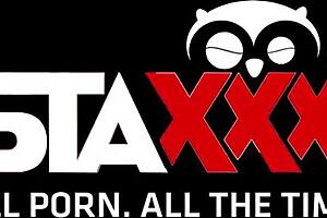 Oh yeah, fuck my tight pussy hard