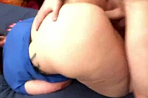 Bbw milf takes that fat uncut cock in big ass doggystyle!