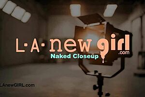 How does this skinny tall model reveal her sexy body?