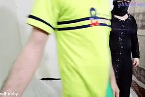 Muslim bbw stepmom offered her big ass to the school teacher for anal sex