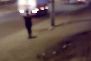 Mature Culona Teased on Lima Streets with Big Ass Flashing in Public Exhibition Pt1