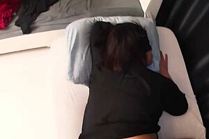 i tried fucking my big ass stepmom's shaved pussy with my huge cock in homemade hardcore action 😩