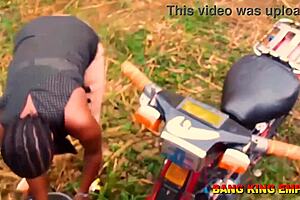 African Wife Fuck Queen Had Wild Fun with Big Dick Ex Boyfriend in Local Ghetto - Intense Doggystyle Creampie Action!