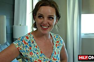 Horny Mom Sucks Huge Fat Dick And Craves It Like No Tomorrow! - Charlie Forde Nick Strokes