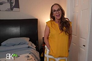 stepmom's finally divorced and riding that big cock