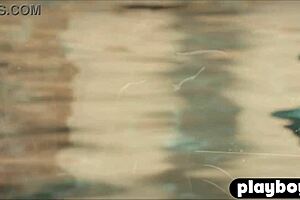 Ebony Milf Noelle Monique Small Tits Posing