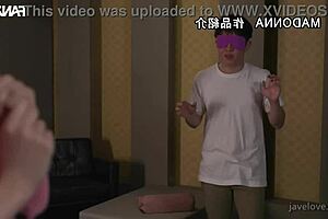 Between affection and forbidden desire in Sayuri Hayama's tale.  