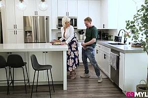 Busty Charli Phoenix Fucks Hard for Viral Pikpok Hit