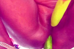 Desibhabhi sex today i got fucked in pussy and ass talking to friend on phone