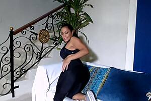 Oriental maxine x unleashes buckets of squirt reaching multiple orgasms on fucking machine with huge dildo pounding wet pussy!