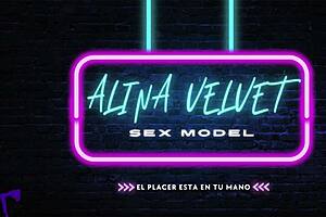 oh yeah, this horny cheating latina milf stepmom gets fucked hard and takes cumshot in mouth