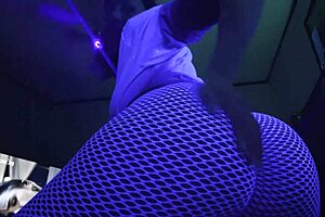 i uh twerk and squirt in yoga pants as nikki lixxx