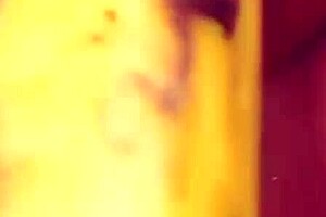 oh wow, this desi bhabhi gets so turned on with mouth action and wet pussy play 😈💋