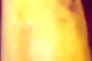 oh wow, this desi bhabhi gets so turned on with mouth action and wet pussy play 😈💋