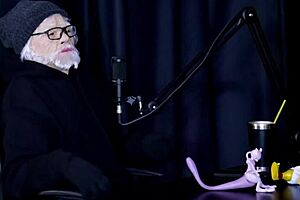 Watch Naughty Interview with Flor de Damiana!