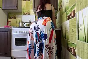 This mature woman is experienced in sex with no inhibitions - she'll teach you everything!