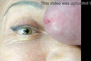 Ever Wondered About Milf Close Up Cumshot On Eye With Extreme Orgasm And Muscular Stud Action?